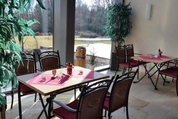 Seehotel (Kell am See)